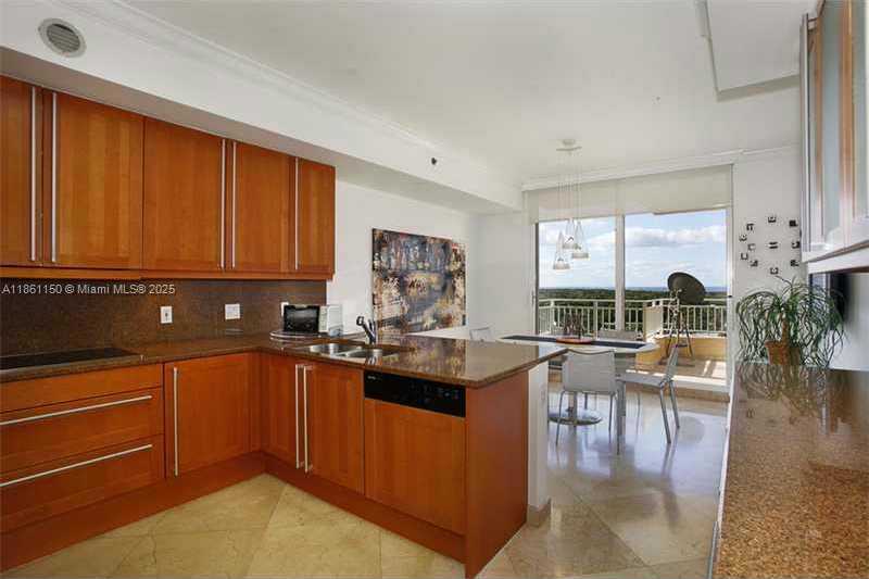 Small Image of 799 CRANDON BL #807, Key Biscayne Number 14
