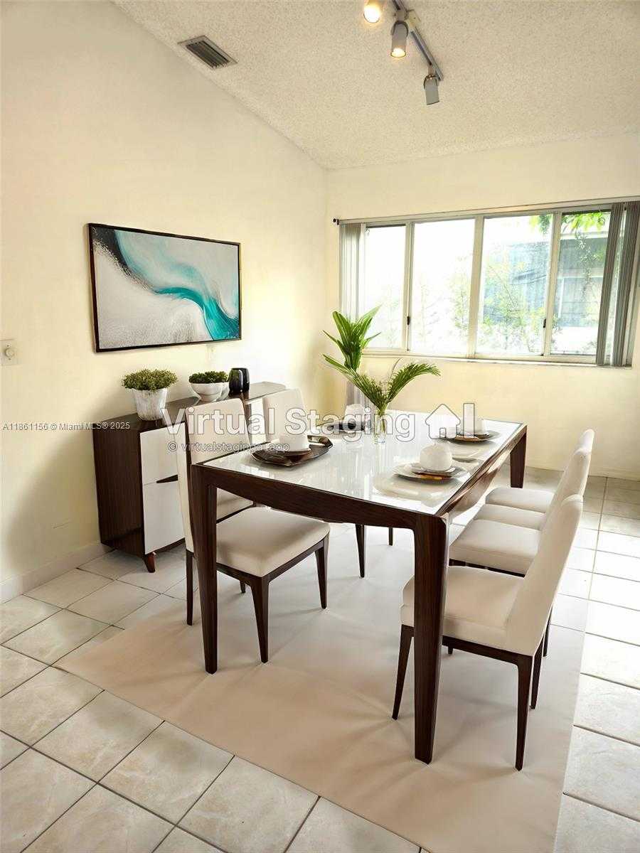Small Image of 405 KELLY LN #405, Weston Number 8