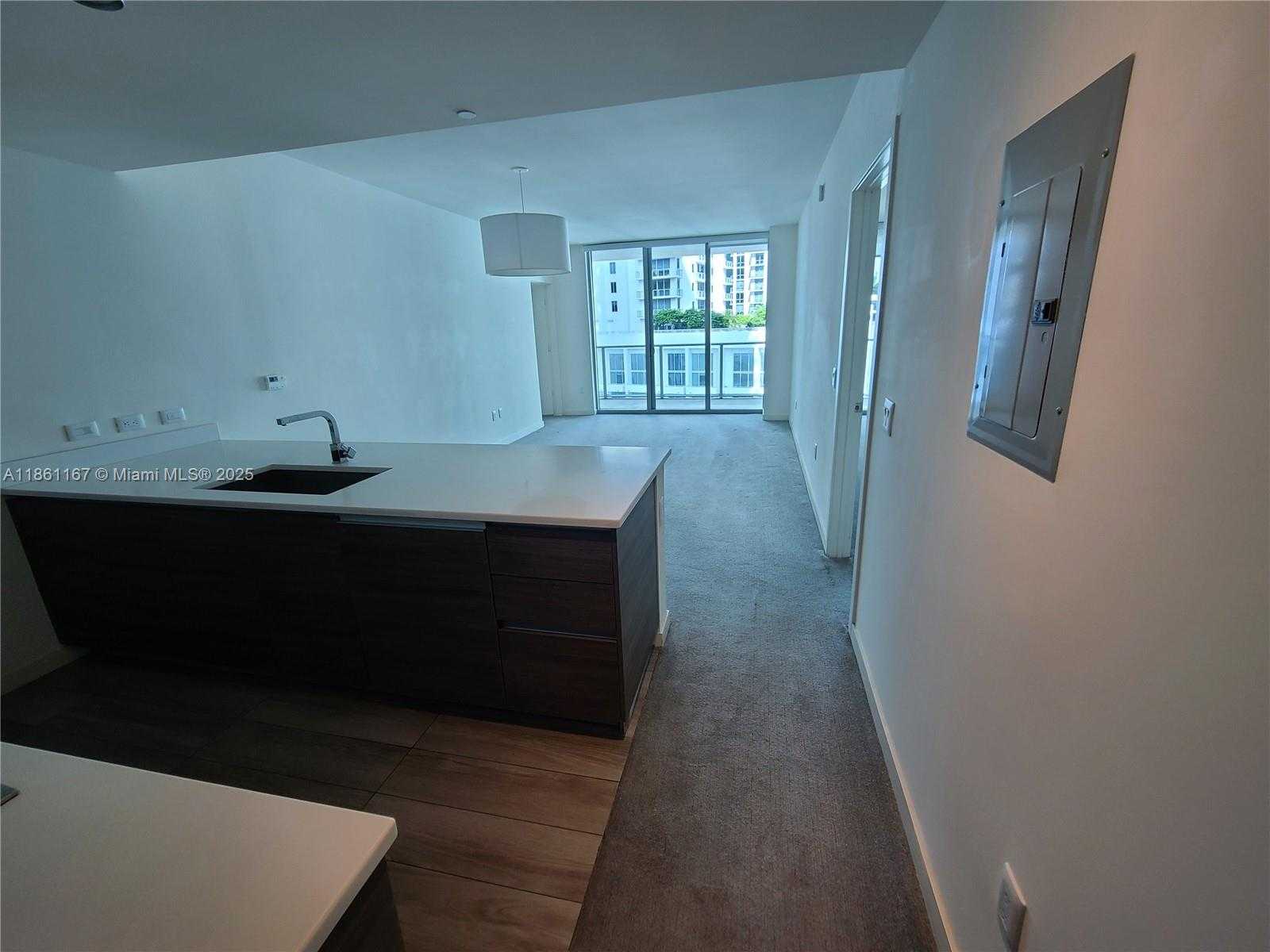 Small Image of 1100 SOUTH MIAMI AVE #1211, Miami Number 5