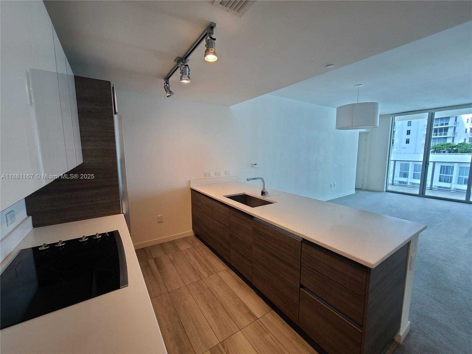 Small Image of 1100 SOUTH MIAMI AVE #1211, Miami Number 7