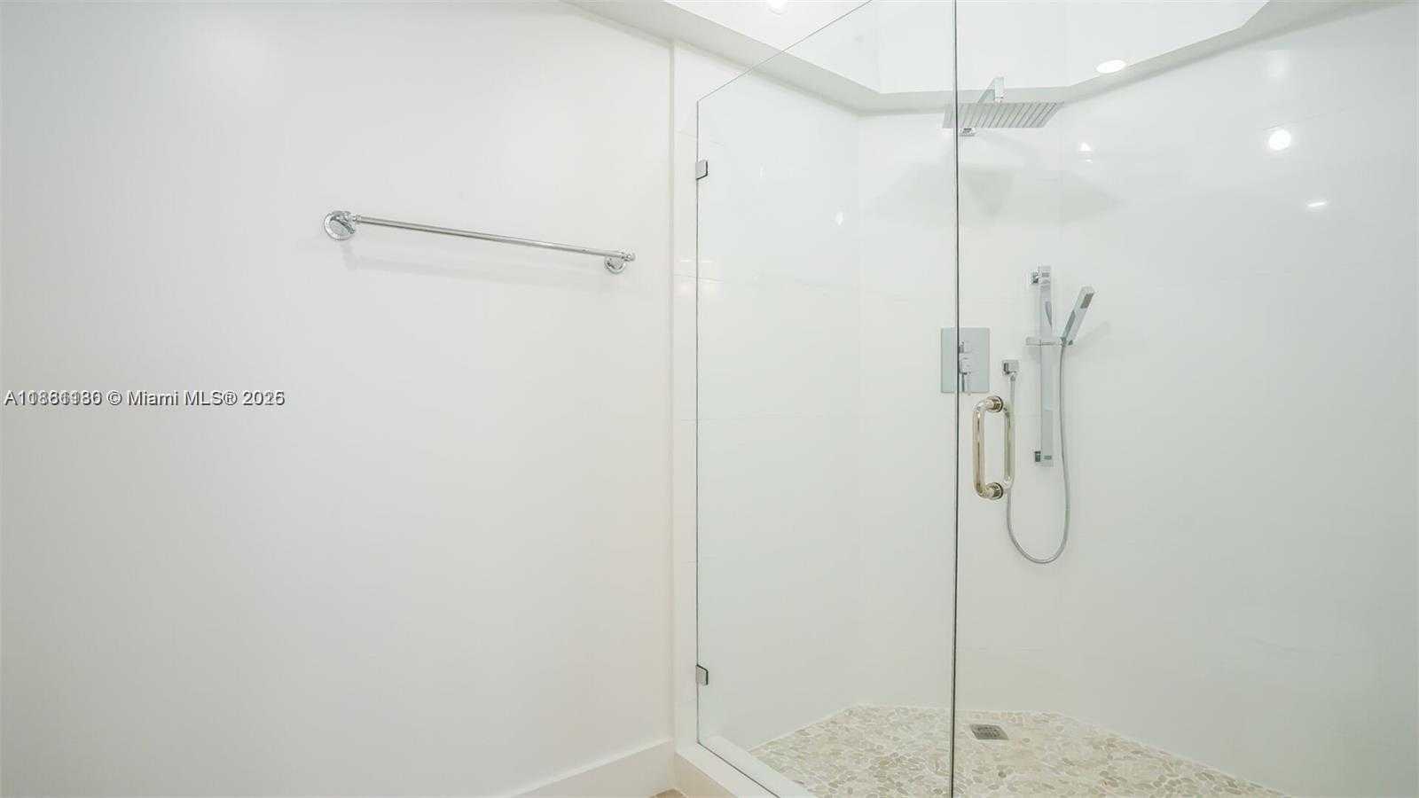 Small Image of 1901 BRICKELL AVE #B508, Miami Number 7