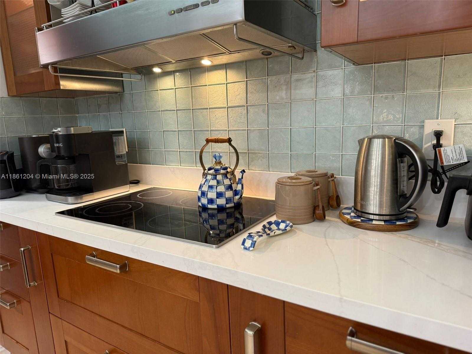 Small Image of 9250 WEST BAY HARBOR DR #3B, Bay Harbor Islands Number 14