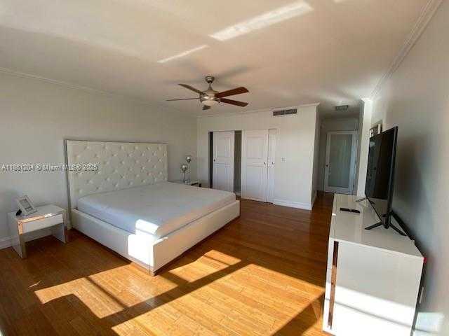 Small Image of 9250 WEST BAY HARBOR DR #3B, Bay Harbor Islands Number 23