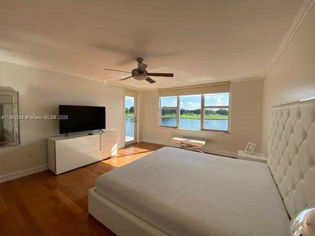 Small Image of 9250 WEST BAY HARBOR DR #3B, Bay Harbor Islands Number 24