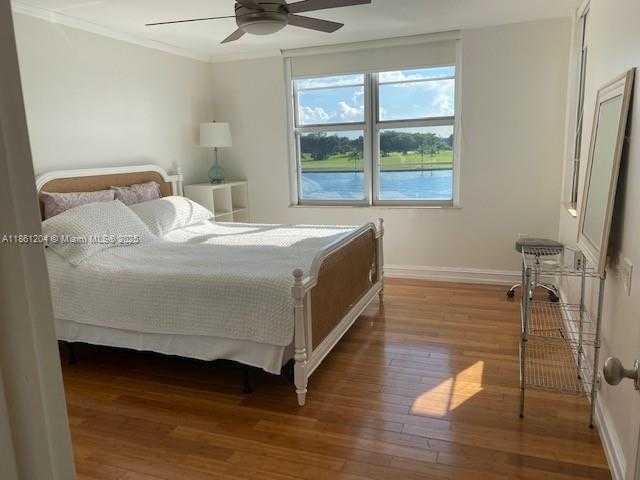 Small Image of 9250 WEST BAY HARBOR DR #3B, Bay Harbor Islands Number 27