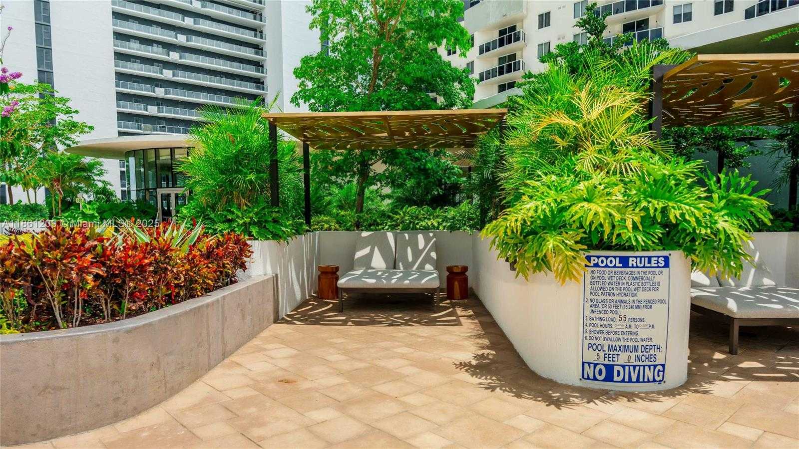 Small Image of 700 NORTH EAST 24 #3604, Miami Number 38