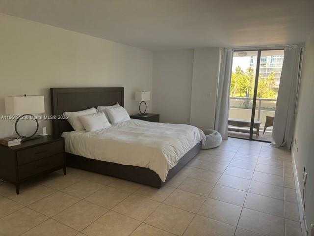 Small Image of 6423 COLLINS AVE #209, Miami Beach Number 7