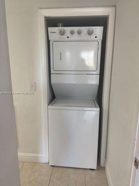 Small Image of 6423 COLLINS AVE #209, Miami Beach Number 8