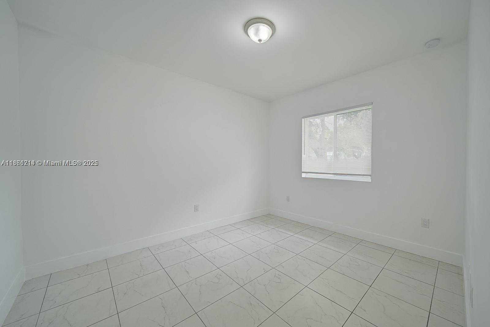 Small Image of 14750 NORTH EAST 7TH AVE #14752, Miami Number 10