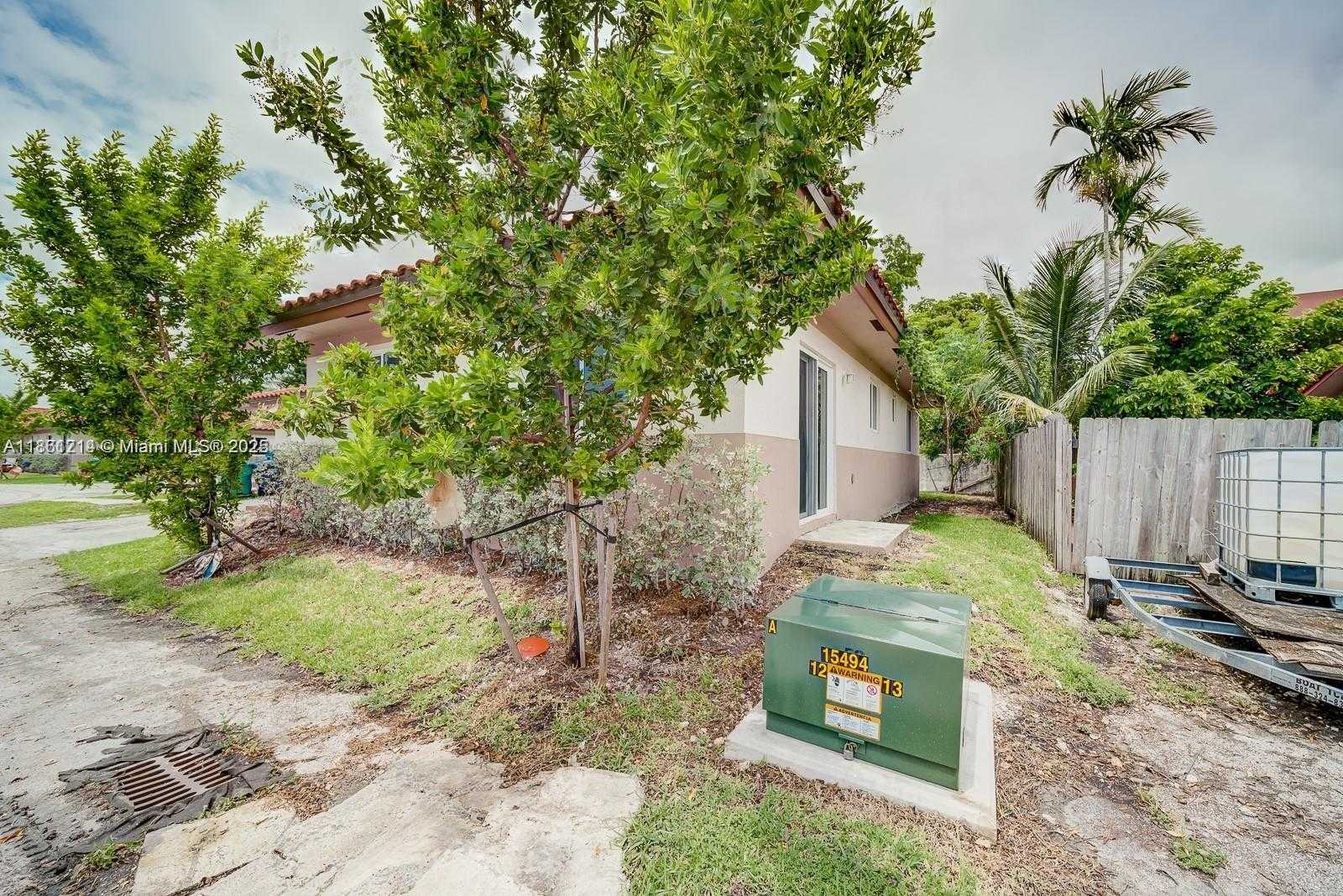 Small Image of 14750 NORTH EAST 7TH AVE #14752, Miami Number 3
