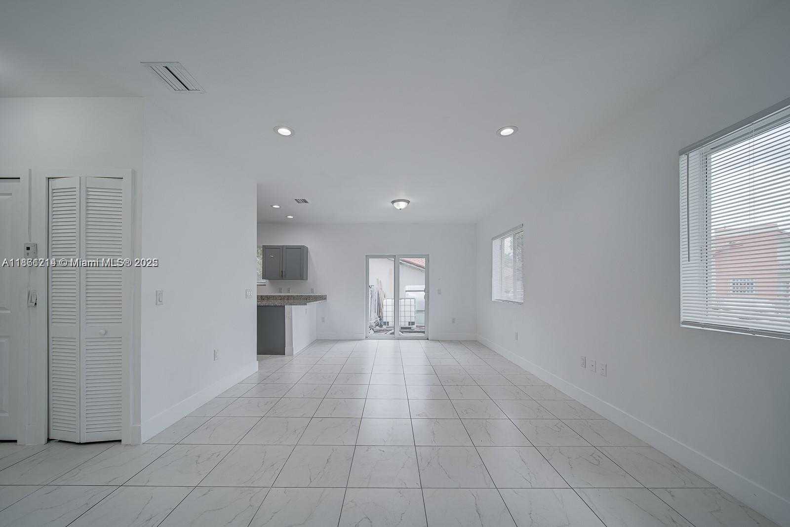 Small Image of 14750 NORTH EAST 7TH AVE #14752, Miami Number 4