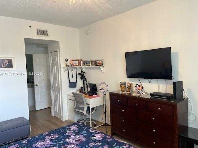 Small Image of 3215 NORTH EAST 184TH ST #14301, Aventura Number 14