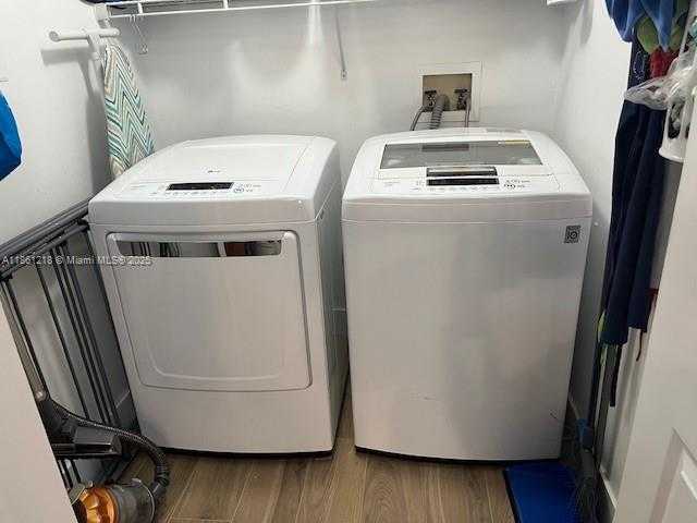 Small Image of 3215 NORTH EAST 184TH ST #14301, Aventura Number 17