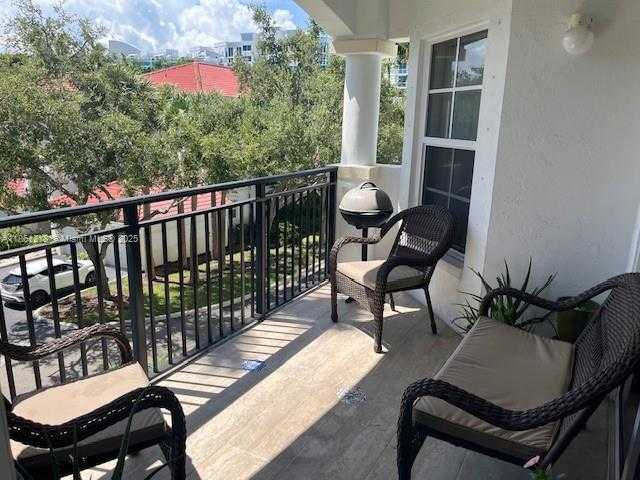 Small Image of 3215 NORTH EAST 184TH ST #14301, Aventura Number 18