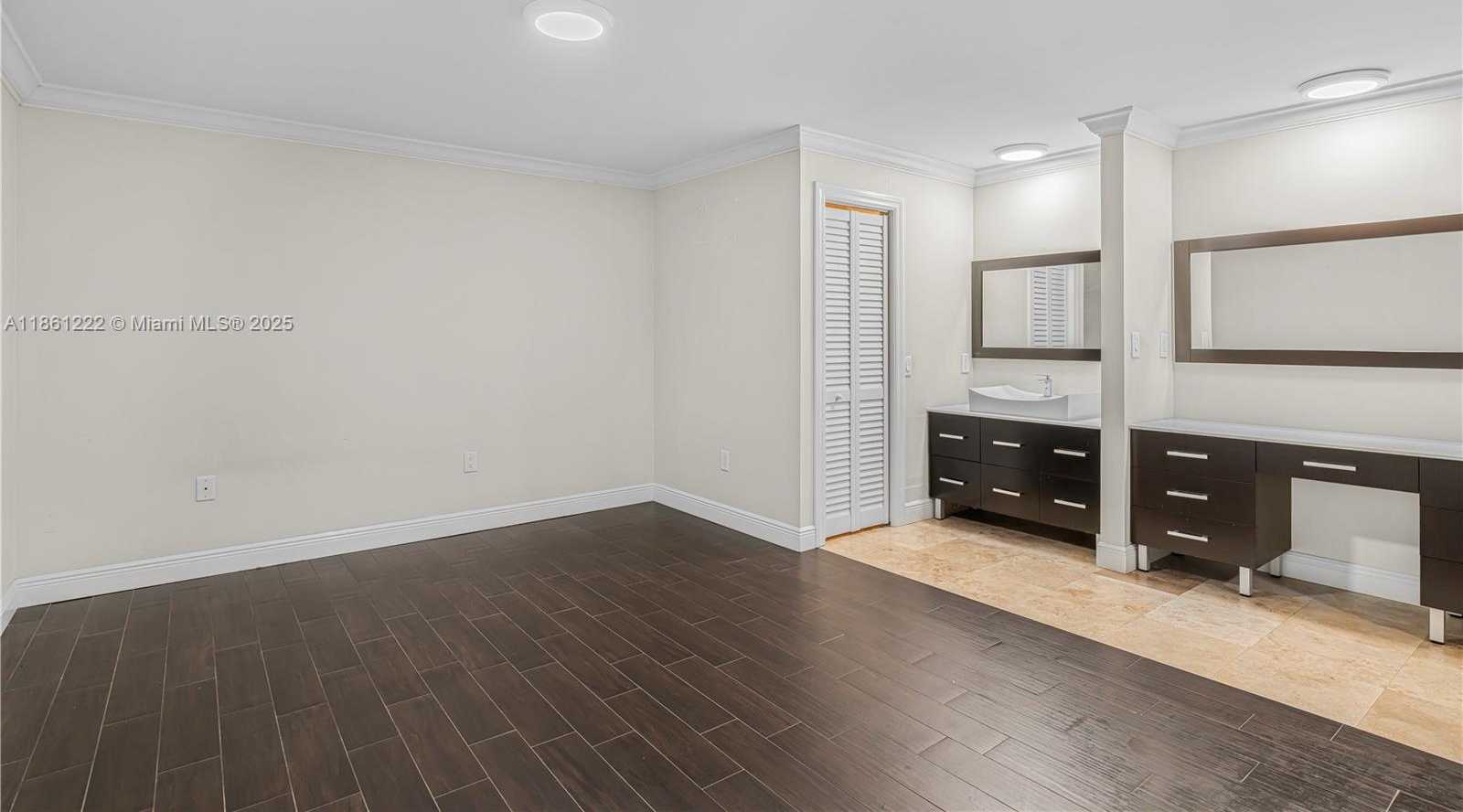 Small Image of 13817 SOUTH WEST 24TH ST #13817, Miami Number 12