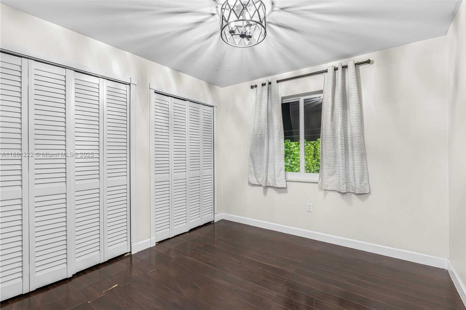 Small Image of 13817 SOUTH WEST 24TH ST #13817, Miami Number 17