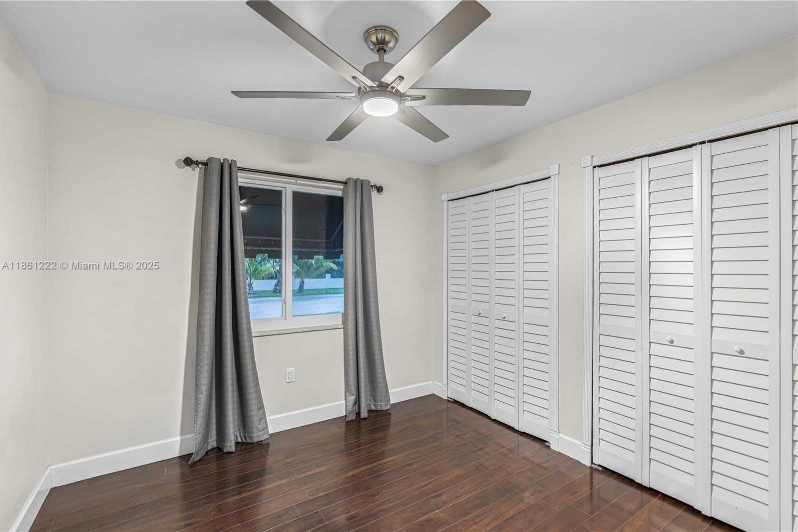 Small Image of 13817 SOUTH WEST 24TH ST #13817, Miami Number 18
