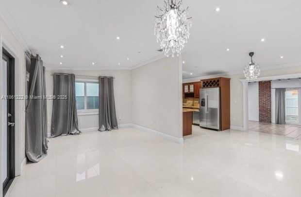 Small Image of 13817 SOUTH WEST 24TH ST #13817, Miami Number 4
