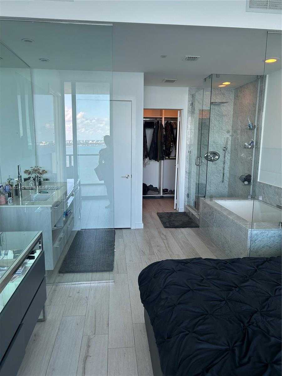 Small Image of 480 NORTH EAST 31ST ST #3001, Miami Number 8