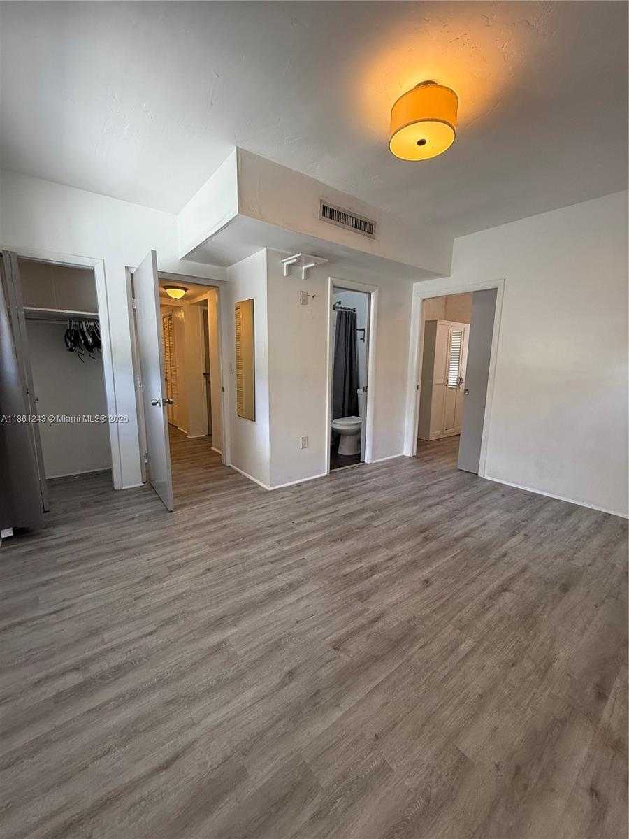 Small Image of 233 80TH ST #1, Miami Beach Number 13