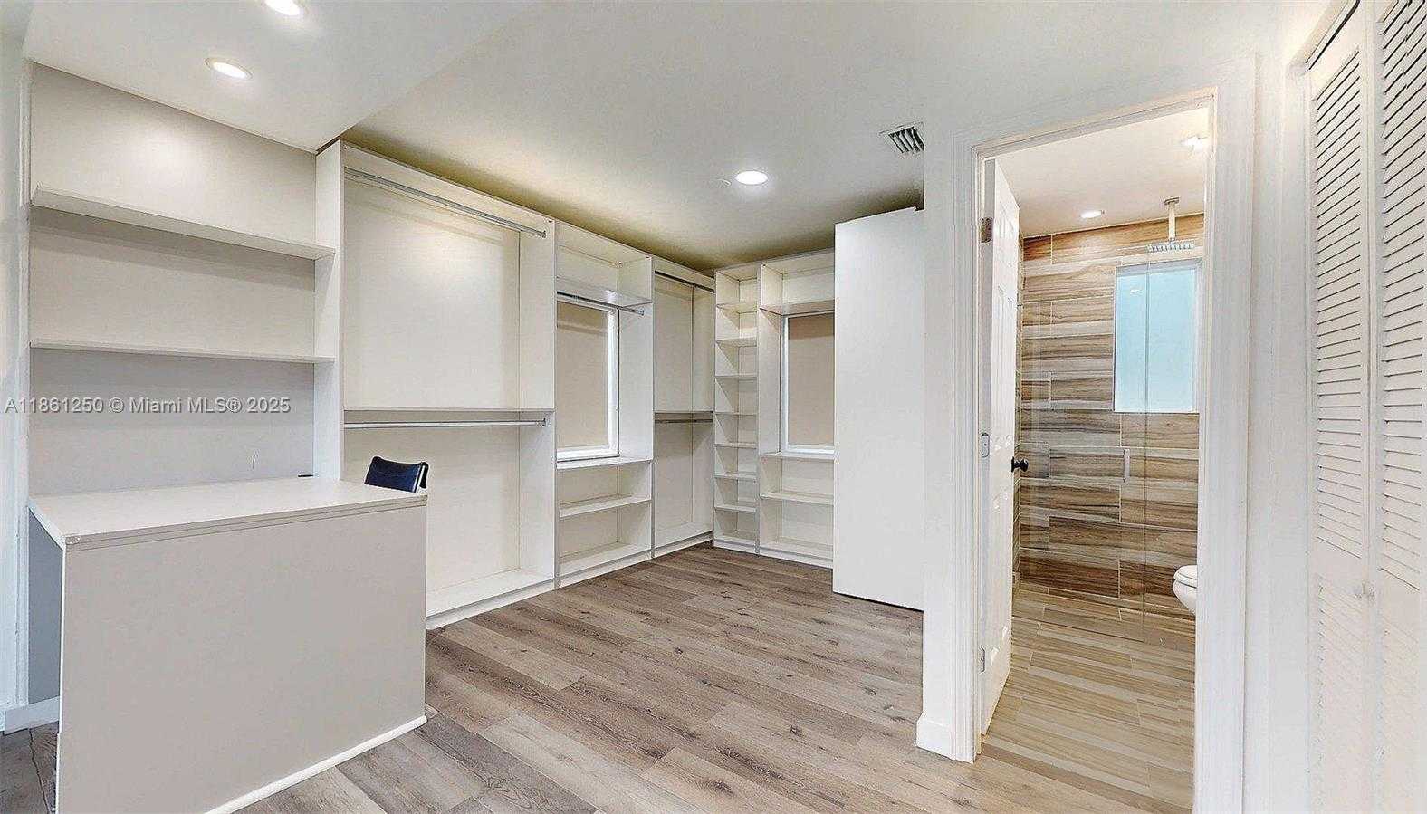 Small Image of 6760 SOUTH WEST 19TH ST, Miami Number 17