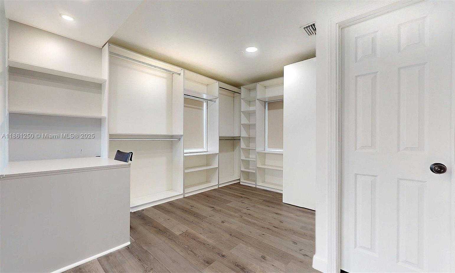 Small Image of 6760 SOUTH WEST 19TH ST, Miami Number 18