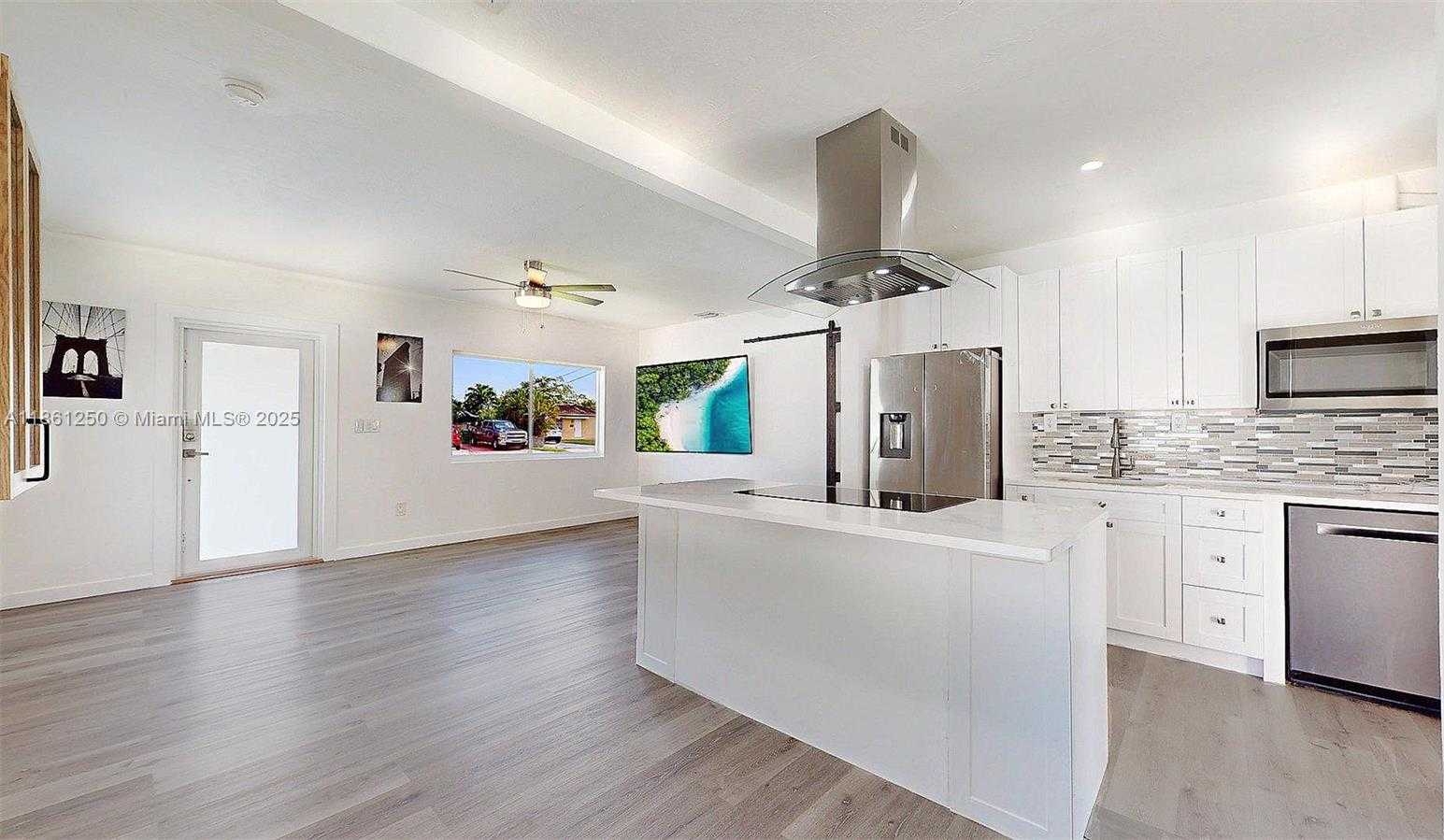 Small Image of 6760 SOUTH WEST 19TH ST, Miami Number 4