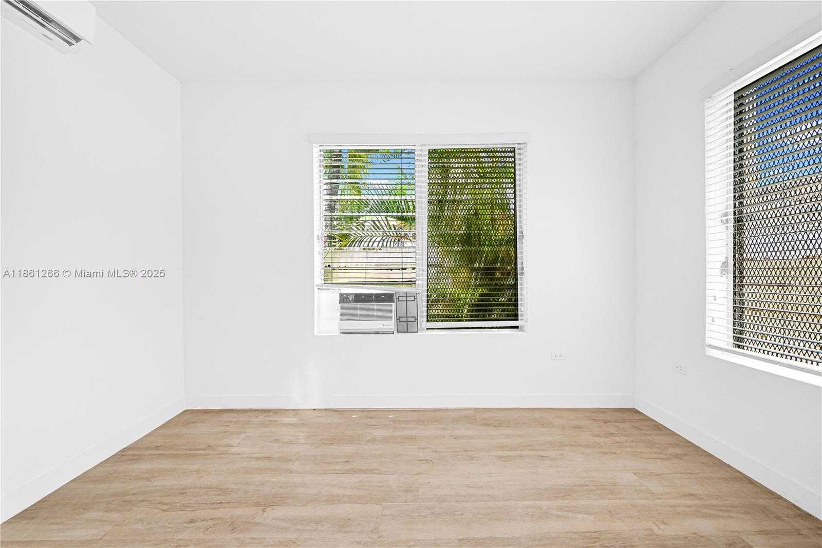 Small Image of 641 10TH ST #6, Miami Beach Number 12