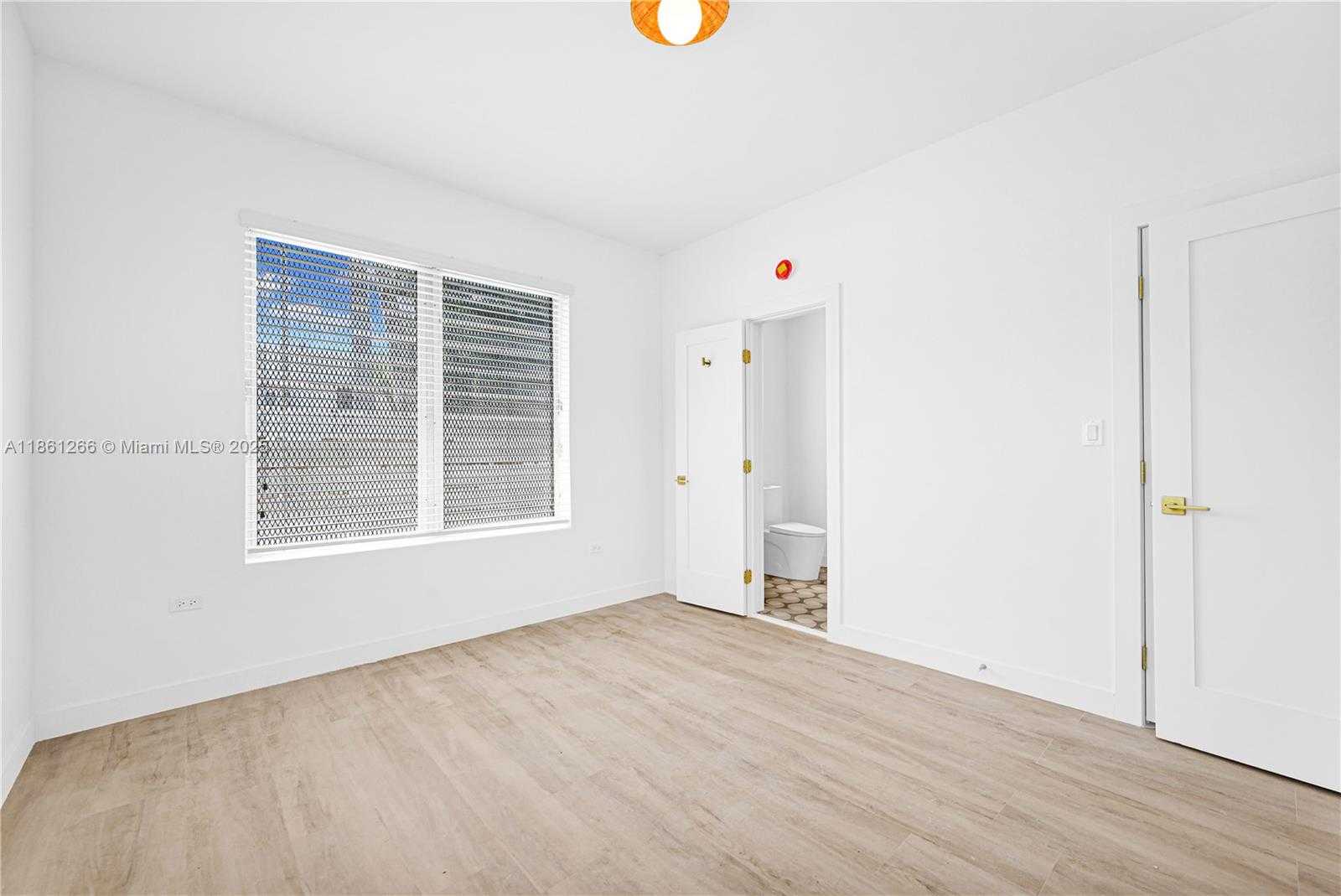 Small Image of 641 10TH ST #6, Miami Beach Number 13