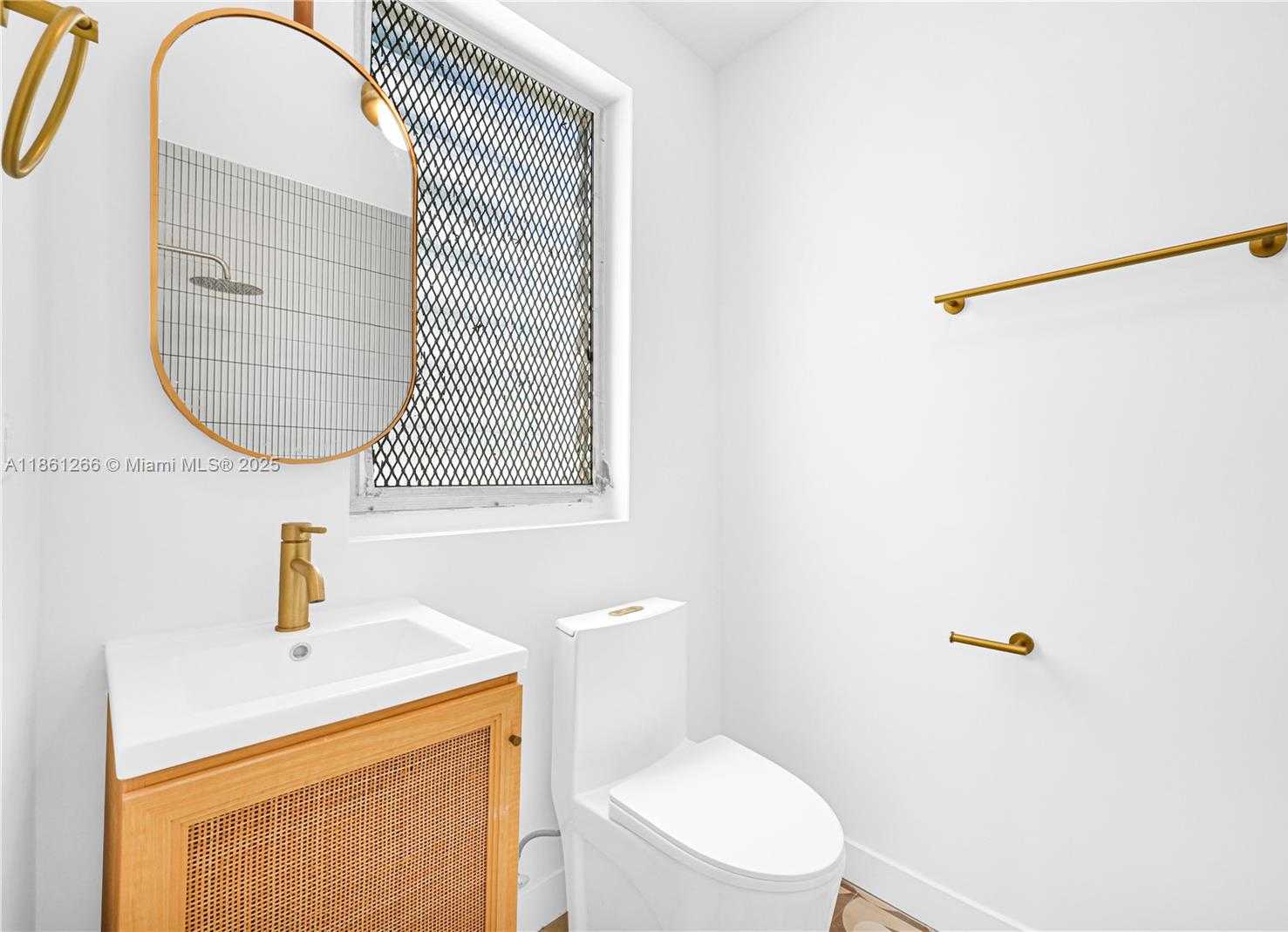 Small Image of 641 10TH ST #6, Miami Beach Number 14