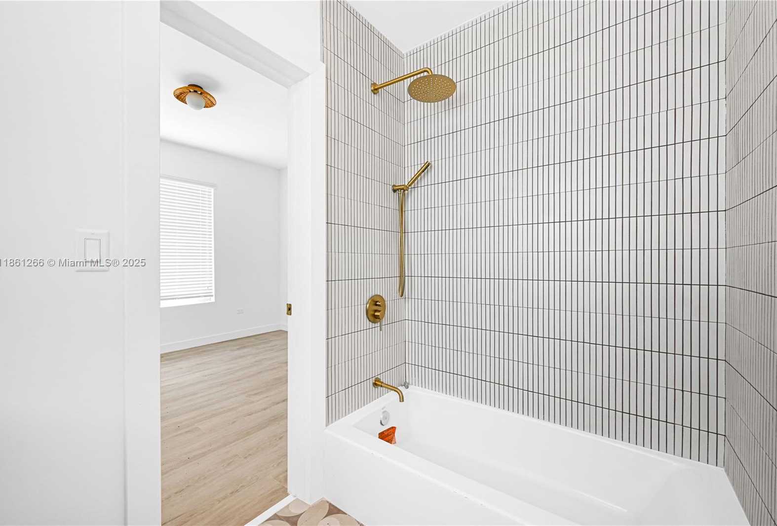 Small Image of 641 10TH ST #6, Miami Beach Number 17