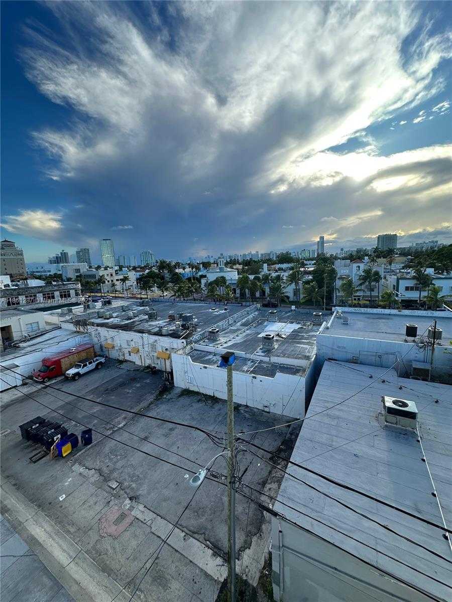 Small Image of 1334 COLLINS AVE #604, Miami Beach Number 23