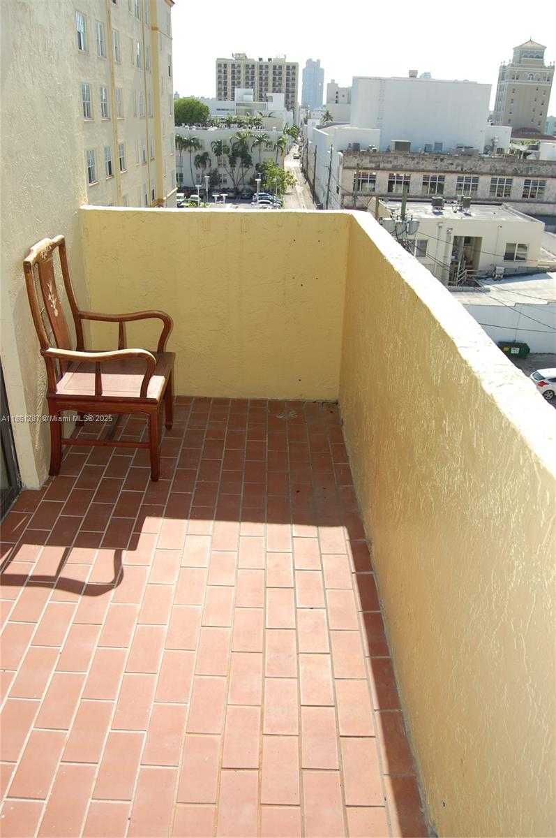 Small Image of 1334 COLLINS AVE #604, Miami Beach Number 8