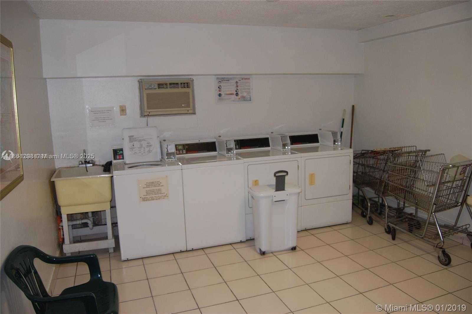 Small Image of 1334 COLLINS AVE #203, Miami Beach Number 15