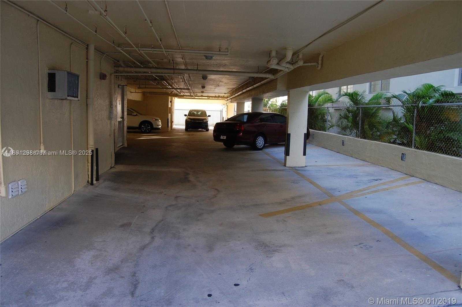 Small Image of 1334 COLLINS AVE #203, Miami Beach Number 16