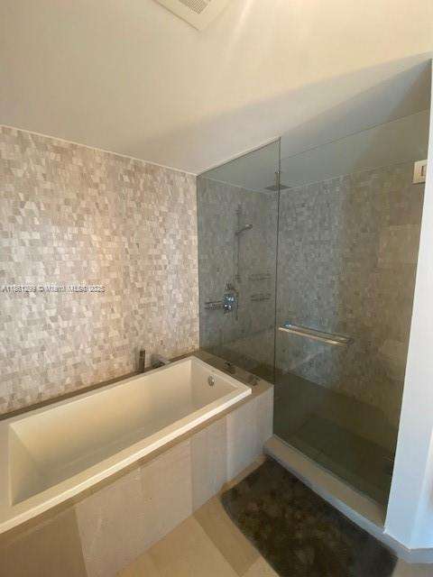 Small Image of 68 SOUTH EAST 6TH ST #2911, Miami Number 12