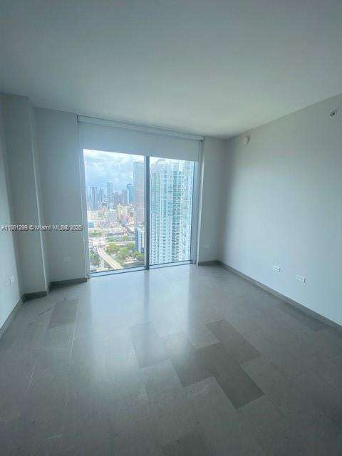 Small Image of 68 SOUTH EAST 6TH ST #2911, Miami Number 13