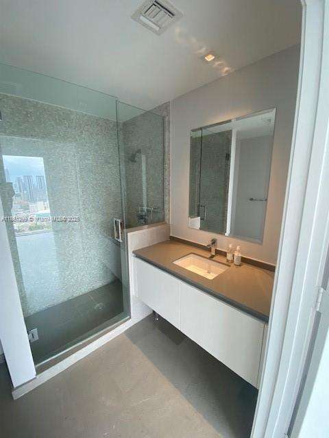 Small Image of 68 SOUTH EAST 6TH ST #2911, Miami Number 15