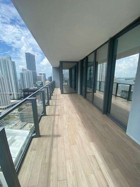 Small Image of 68 SOUTH EAST 6TH ST #2911, Miami Number 18