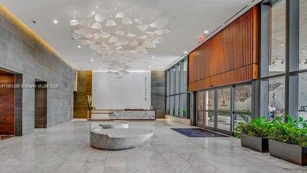Small Image of 68 SOUTH EAST 6TH ST #2911, Miami Number 2