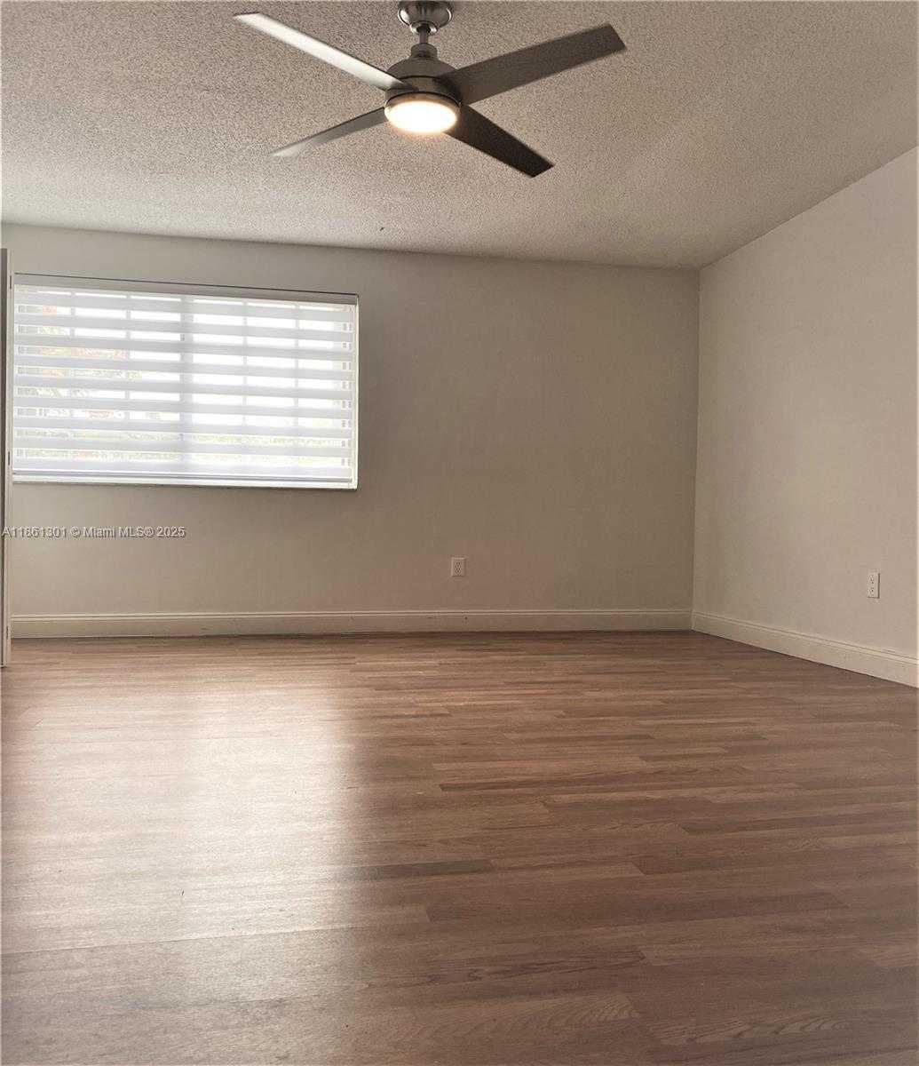 Small Image of 9017 SOUTH WEST 157TH PATH, Miami Number 20
