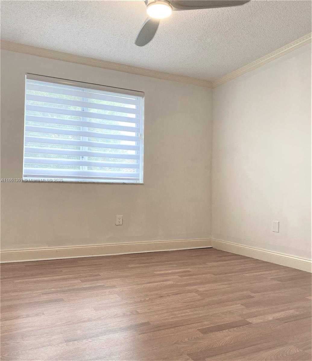 Small Image of 9017 SOUTH WEST 157TH PATH, Miami Number 21