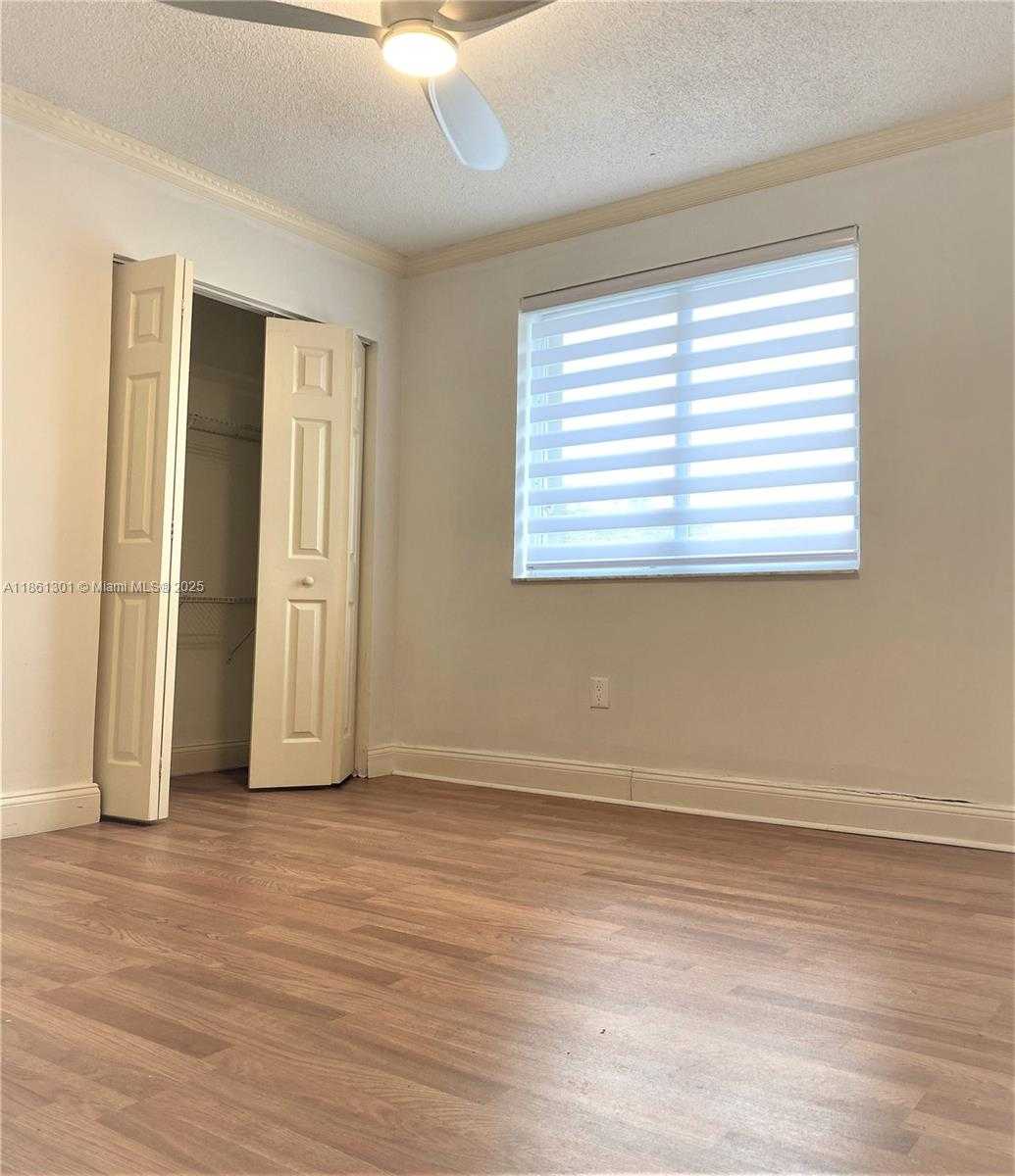 Small Image of 9017 SOUTH WEST 157TH PATH, Miami Number 22