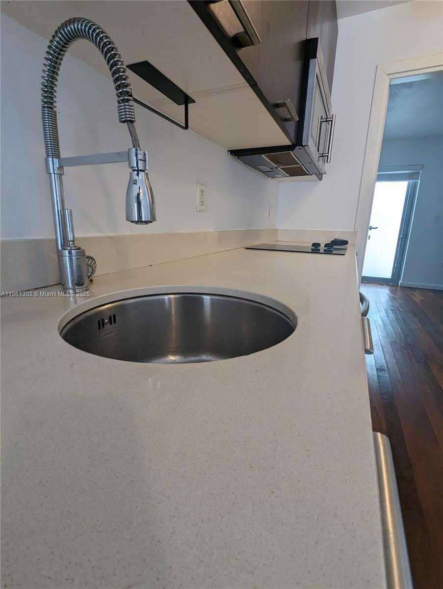 Small Image of 1550 PENNSYLVANIA AVE #111, Miami Beach Number 14