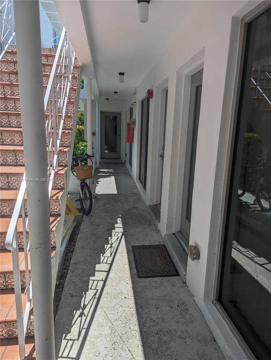 Small Image of 1550 PENNSYLVANIA AVE #111, Miami Beach Number 17