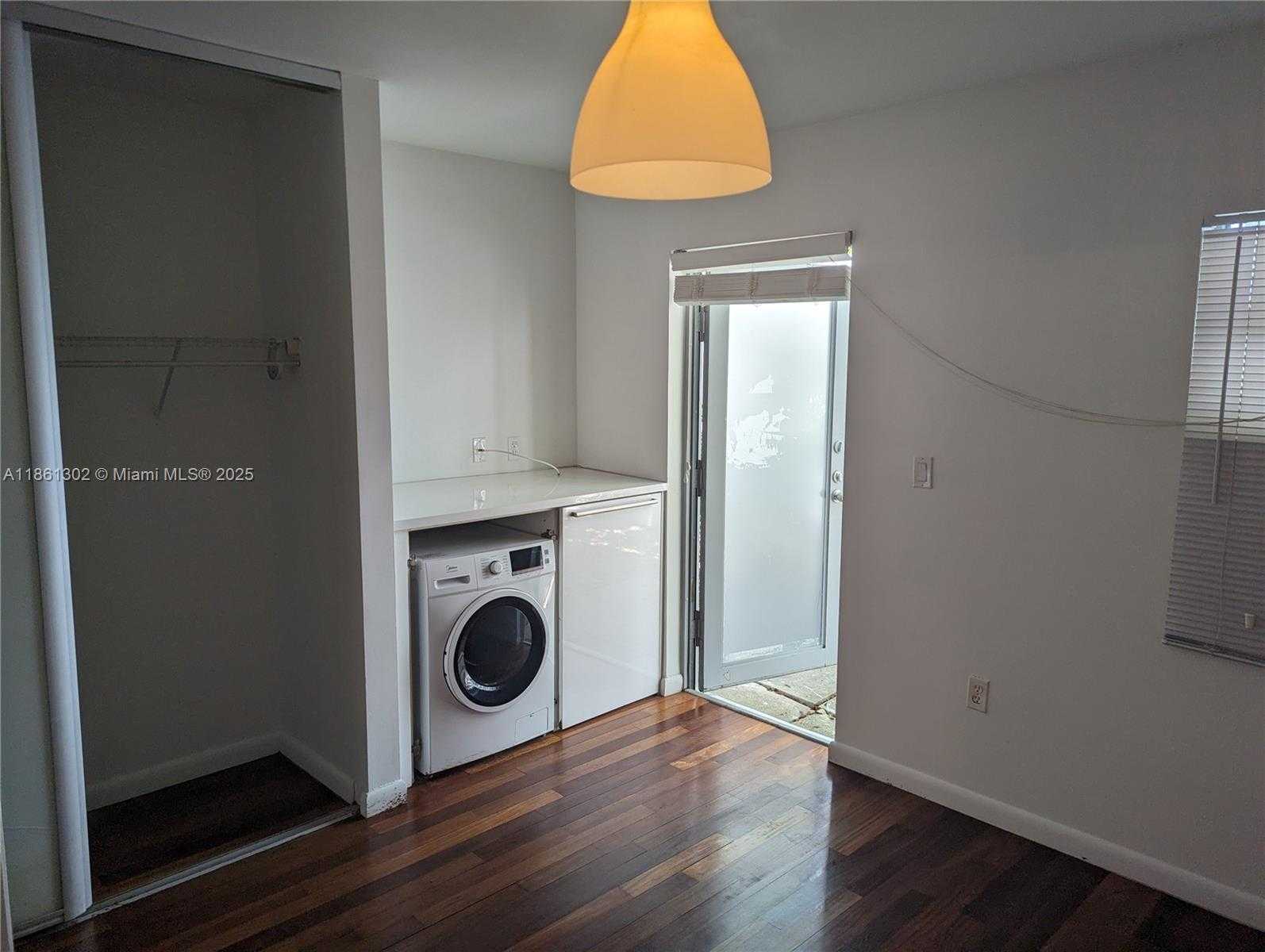 Small Image of 1550 PENNSYLVANIA AVE #111, Miami Beach Number 5