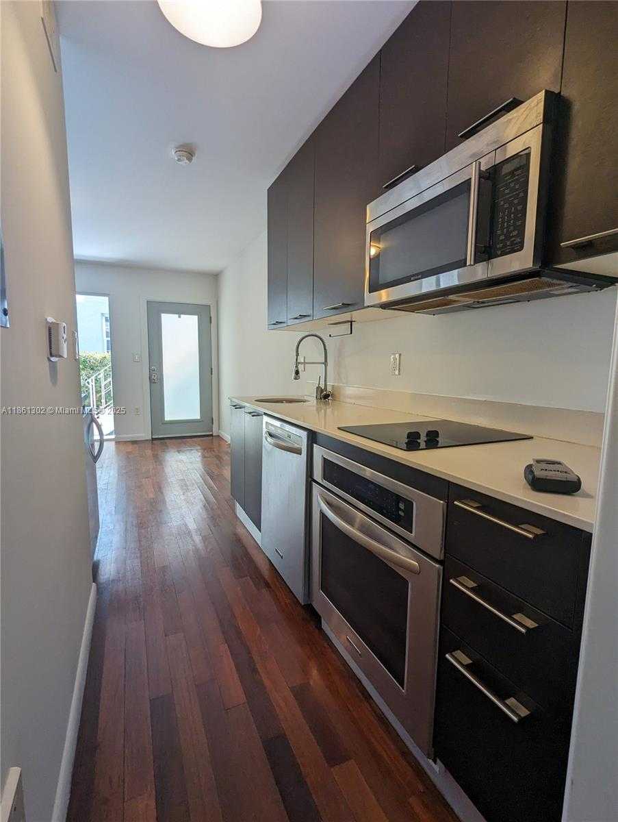 Small Image of 1550 PENNSYLVANIA AVE #111, Miami Beach Number 8