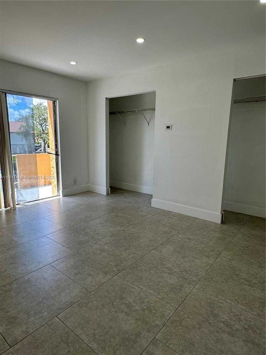 Small Image of 17901 NORTH WEST 68 AVENUE #R210, Hialeah Number 9