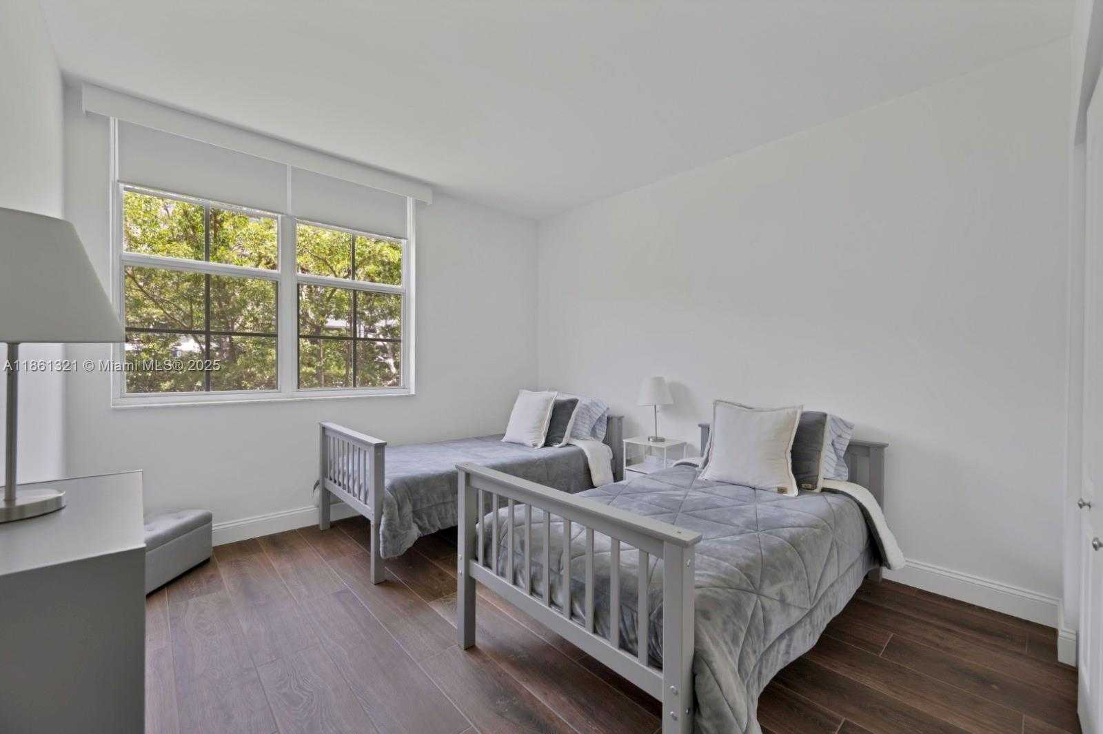 Small Image of 19601 EAST COUNTRY CLUB DR #7108, Aventura Number 2