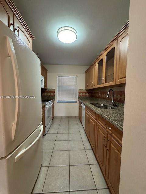 Small Image of 5106 SOUTH WEST 138TH AVE CIR #5106, Miami Number 4